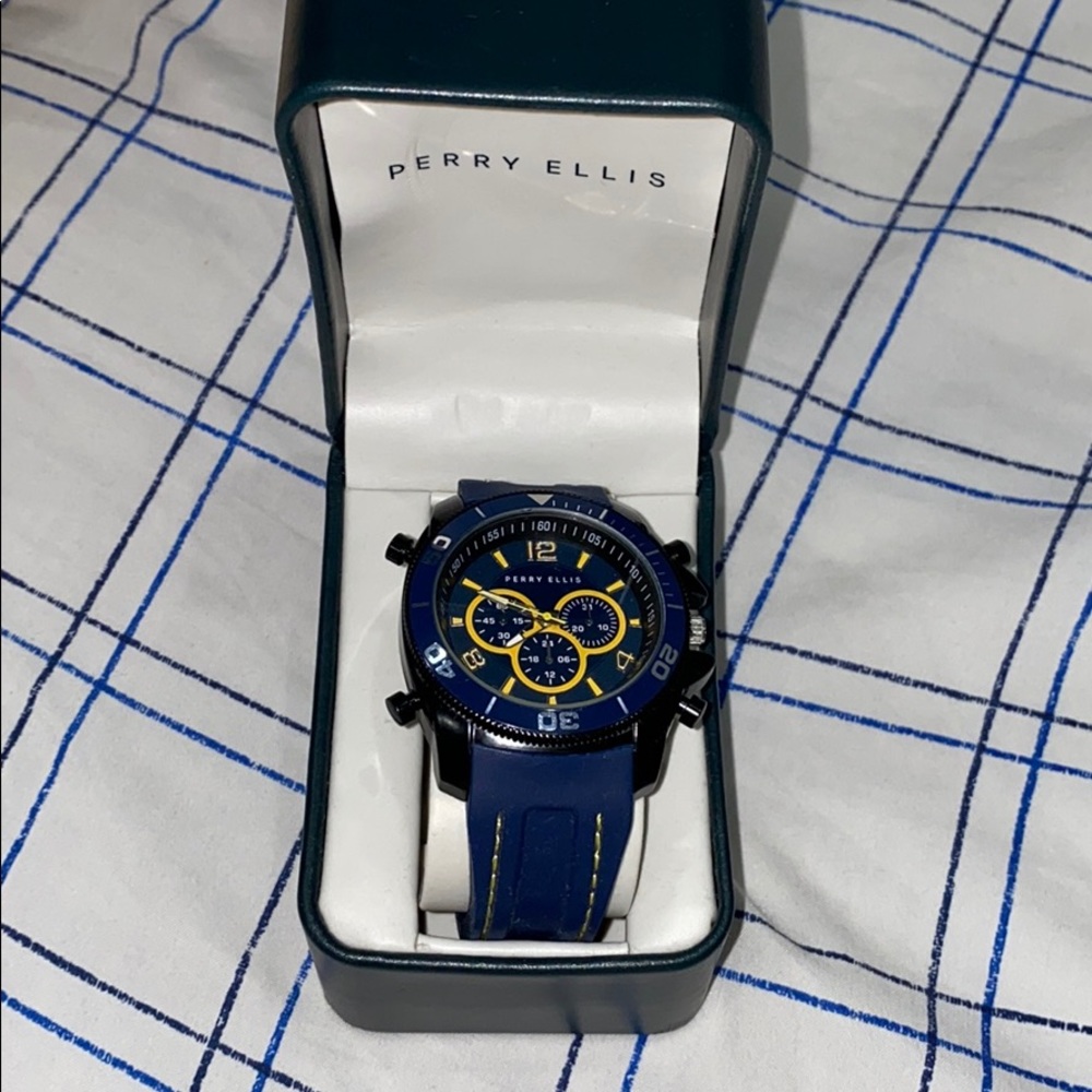 Perry Ellis men’s watch brand new